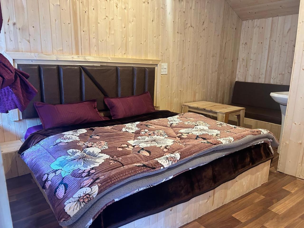 Lord Shiva Dimension Otel Tosh Dış mekan fotoğraf