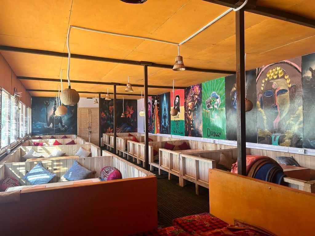 Lord Shiva Dimension Otel Tosh Dış mekan fotoğraf