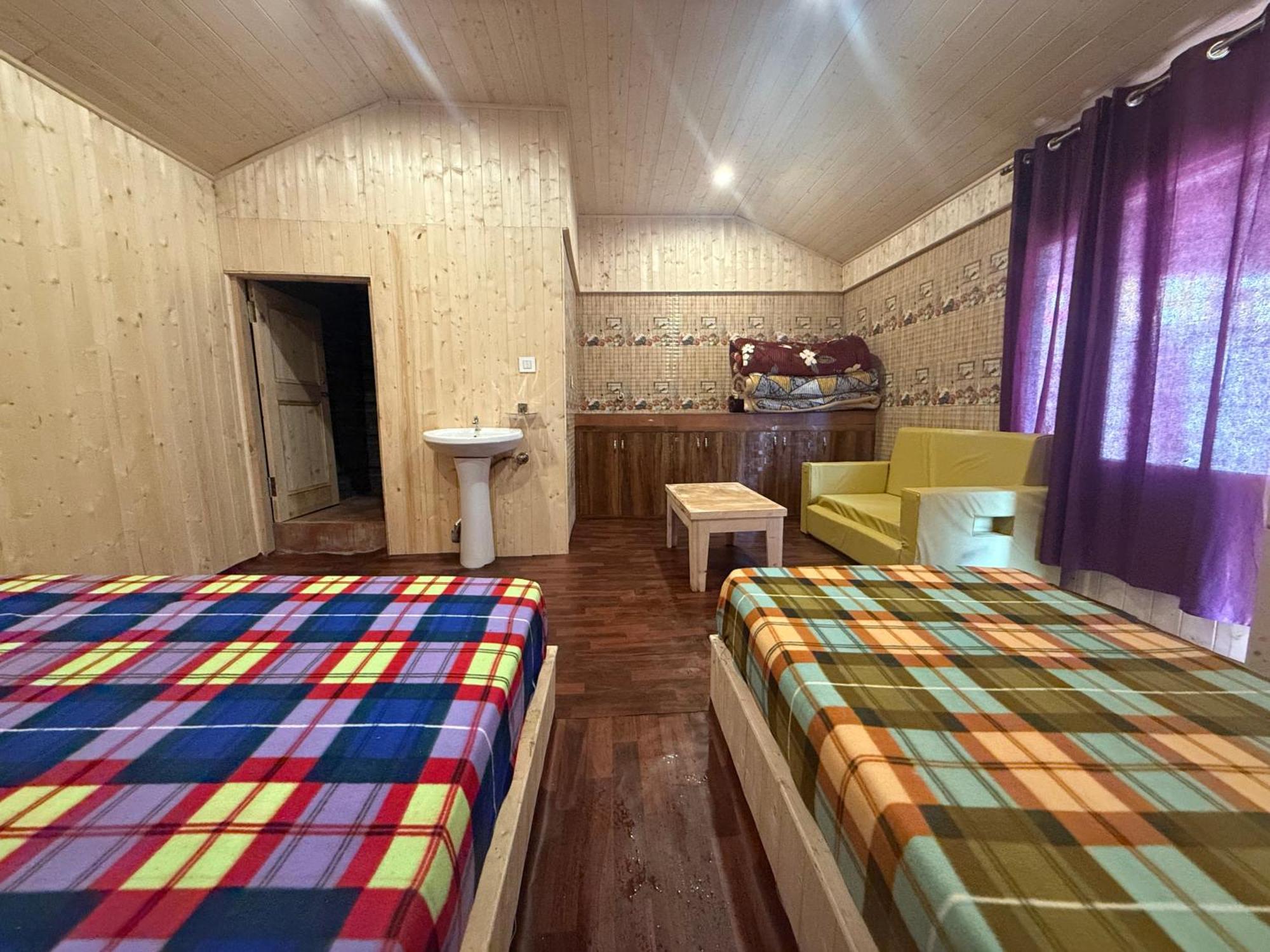 Lord Shiva Dimension Otel Tosh Dış mekan fotoğraf